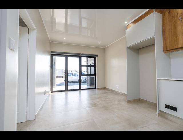 1 BEDROOM DUPLEX TO LET IN SECUNDA